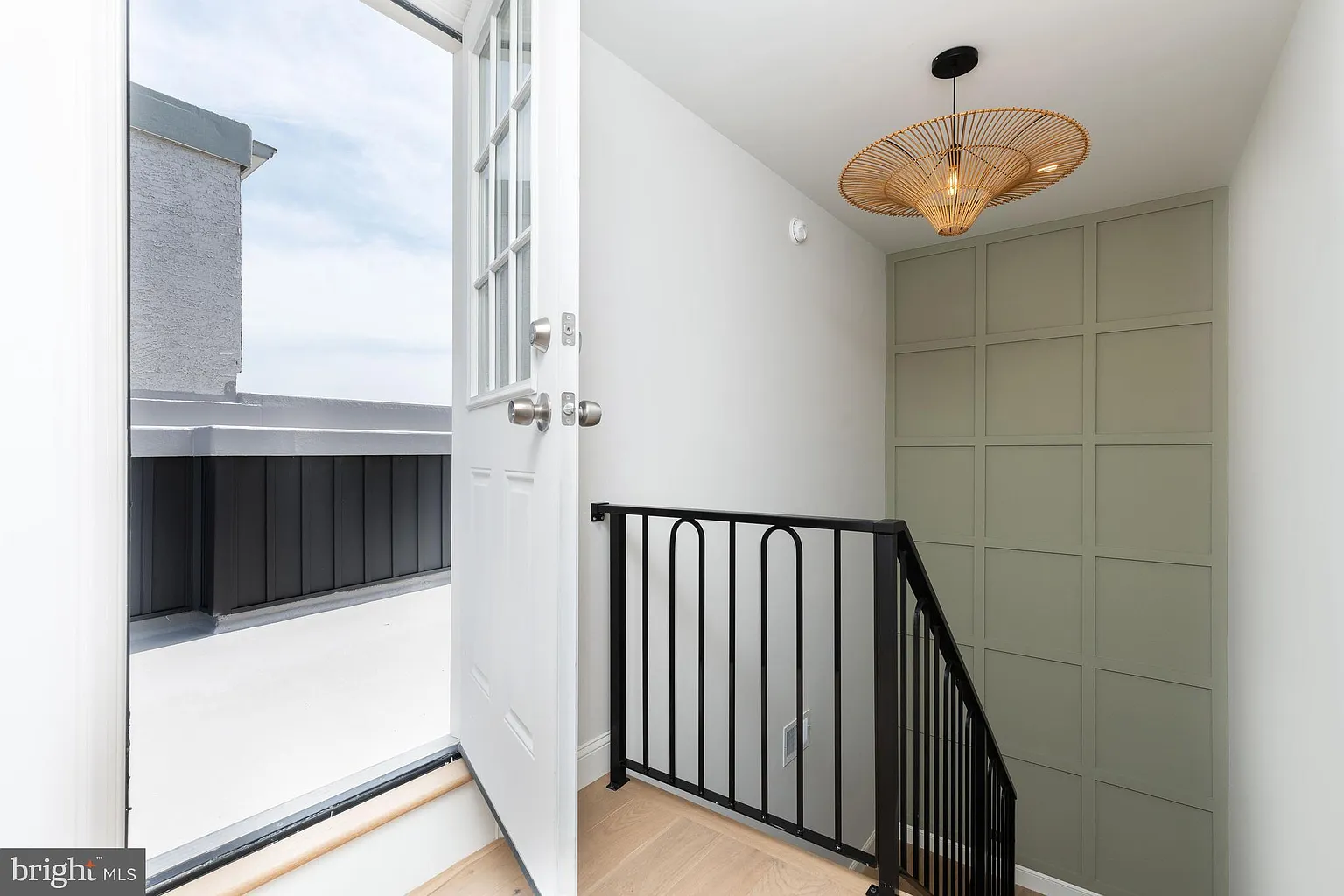 2029 Catharine St finished space