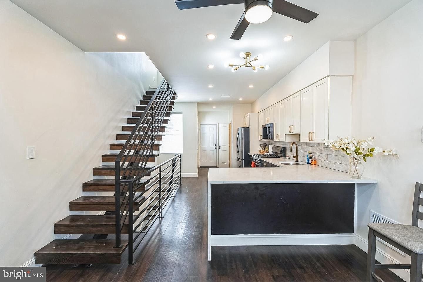 2420 Harlan St finished space